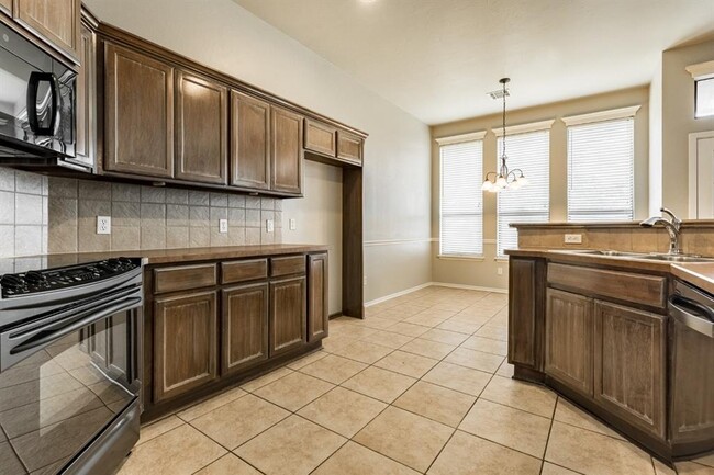 Building Photo - 2524 NW 165th Terrace