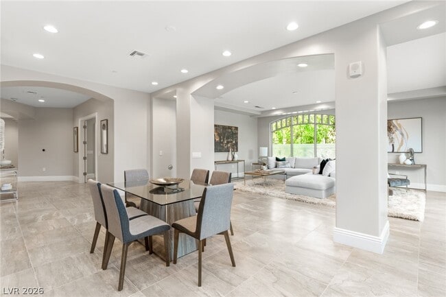 Building Photo - 9101 Alta Dr
