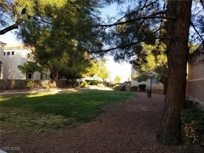 Building Photo - 3123 Inlet Bay Ave