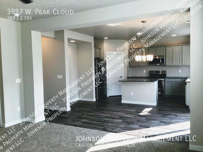 Building Photo - 3957 W Peak Cloud Dr