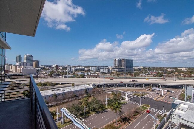 Building Photo - 1120 E Kennedy Blvd