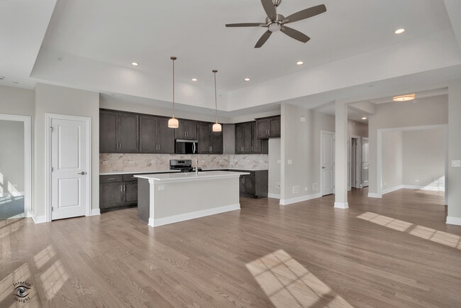 Building Photo - 8022 Bradley Dr