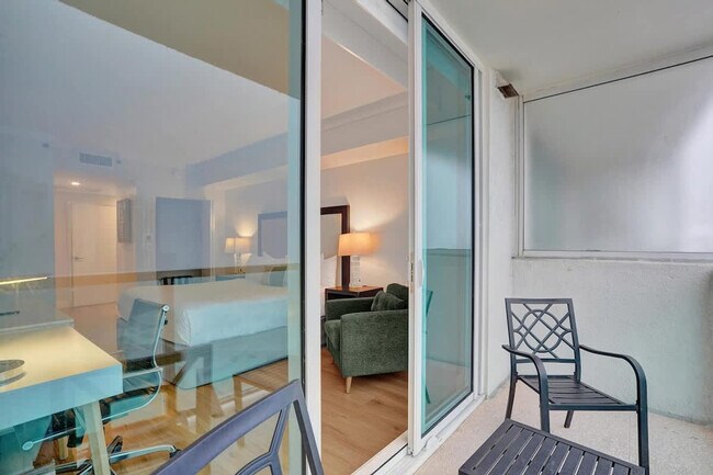 Building Photo - 2889 McFarlane Rd