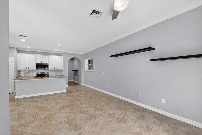 Building Photo - 10457 Wellington Parc Dr