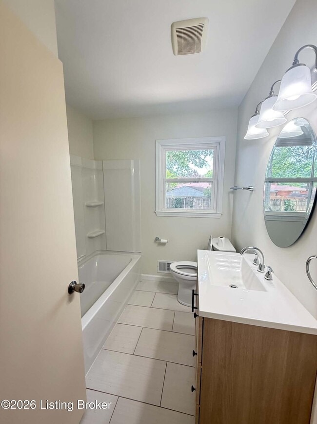 Building Photo - 4012 White Plains Ct
