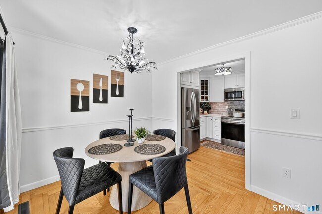 Building Photo - 78 Landing Cir