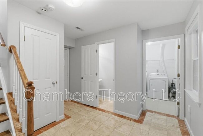 Building Photo - 4664 Kirkland Pl