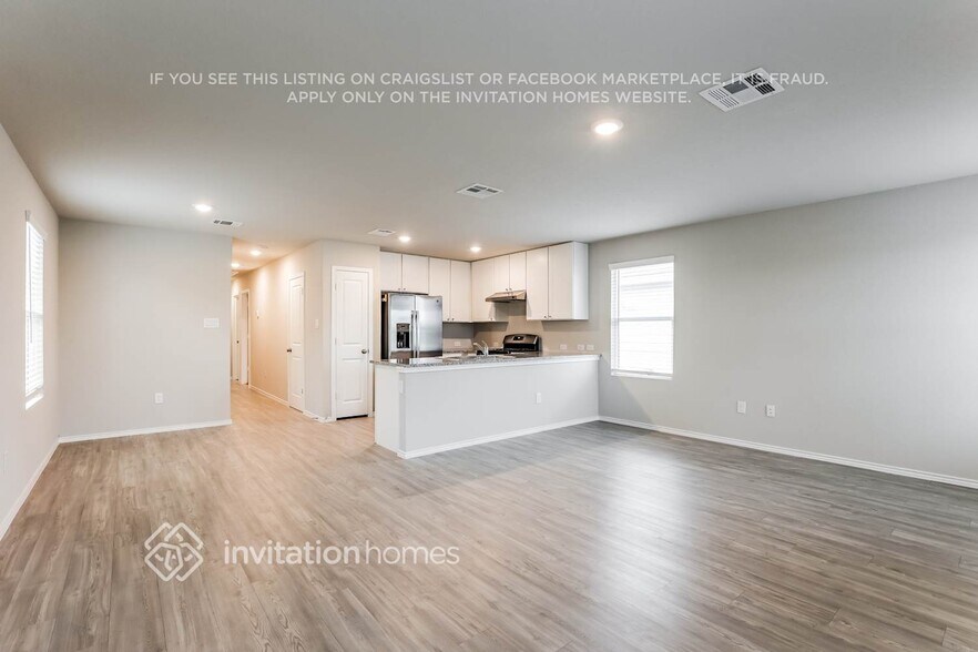 Building Photo - 4219 Southton Lk