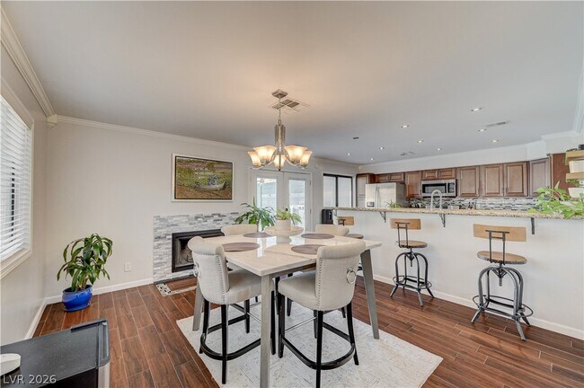 Building Photo - 2064 Waverly Cir