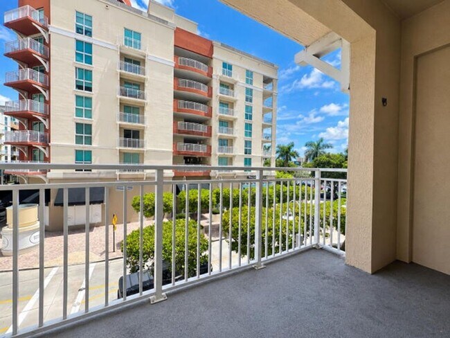 Building Photo - 7270 SW 89th St