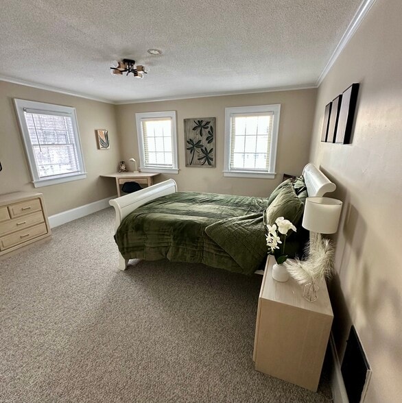 large furnished bedrooms - 201 Salt Springs Rd