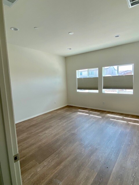 Building Photo - 44159 Le Blanc Ct
