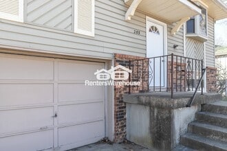 Building Photo - 203 Village Ln