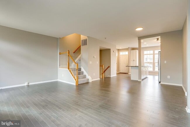 Building Photo - 20366 Hartwell St