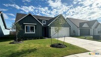 Building Photo - 1009 Alma Dr