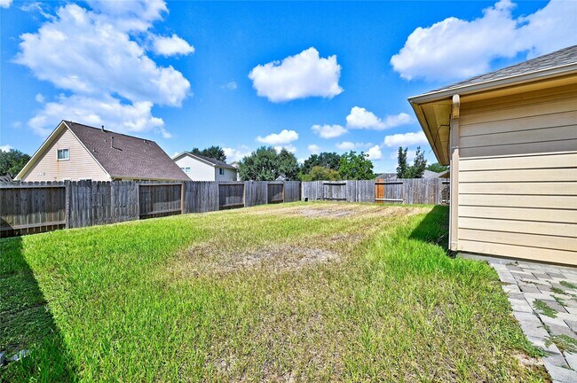Building Photo - 19803 Lindenwick Ct