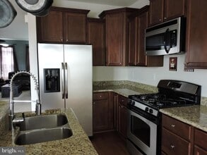 Building Photo - 20772 Brunswick Ln