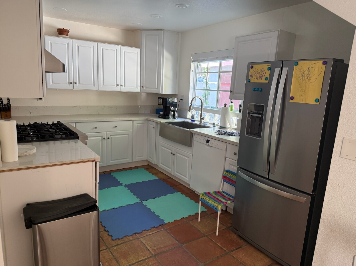 Building Photo - 5408 Morella Ave