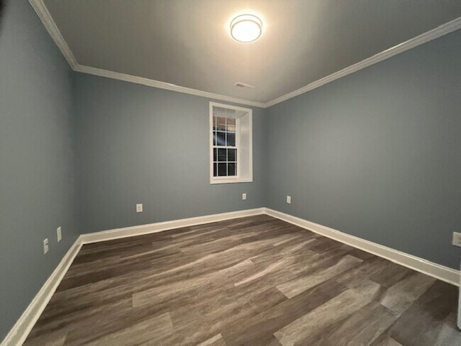 Building Photo - Totally Remodeled Building with the Charm ...