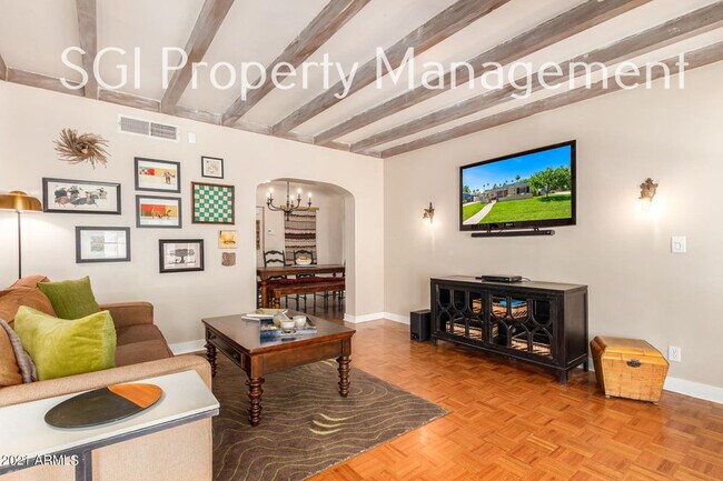 Building Photo - 1315 W Holly St