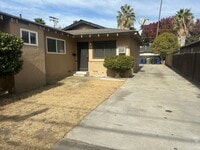 Building Photo - 1709 Evergreen Ave