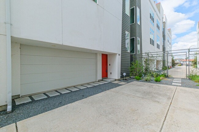 Building Photo - Offered by Precision Realty & Management, LLC!!