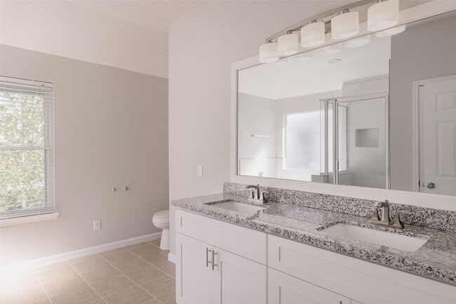 Building Photo - 16530 Cypress Bridge Dr