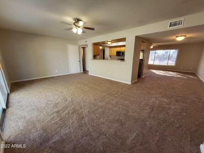 Building Photo - 3719 S Elm St