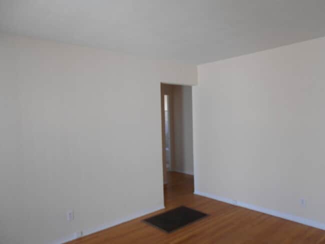 Building Photo - 433-B Manzano