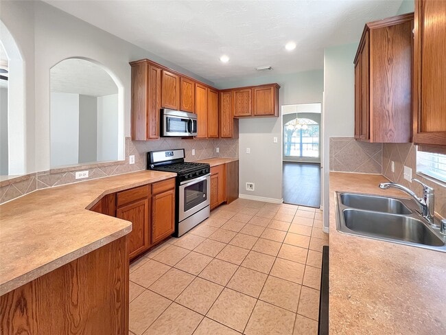 Building Photo - 5306 Brookway Willow Dr