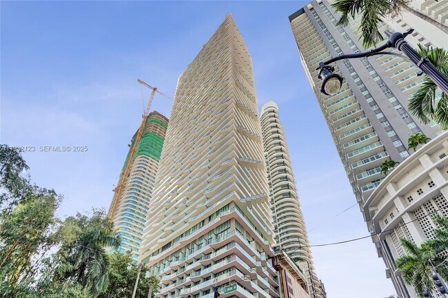 Building Photo - 1300 S Miami Ave