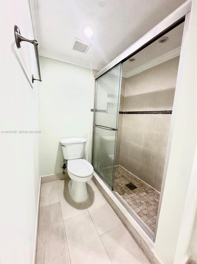 Building Photo - 8305 SW 152nd Ave