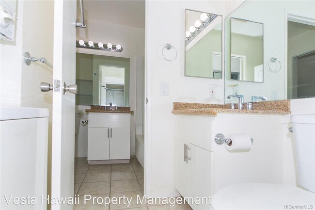 Building Photo - 2 br, 1.5 bath House - 91-1020 Mikohu St #21A