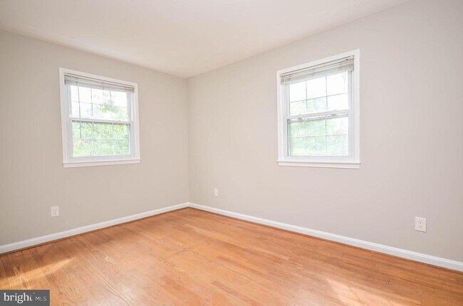 Building Photo - 3814 Archer Pl