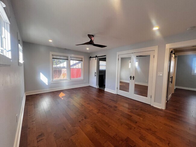 Building Photo - Charming Petaluma Home Near Downtown