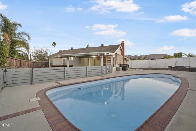 Building Photo - 1047 Village Square