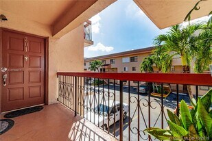 Building Photo - 5625 W 26th Ct