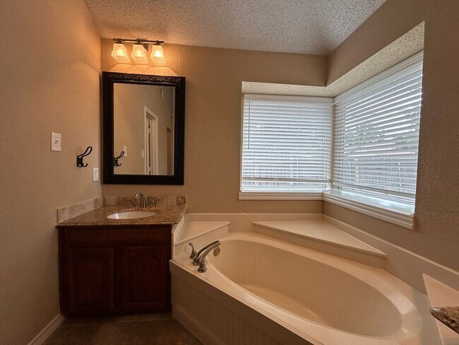 Building Photo - North Richland Hills Homes for Rent