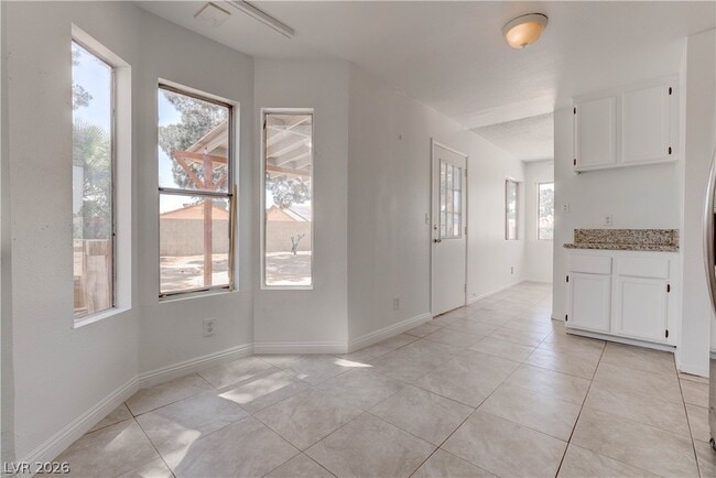 Building Photo - 5519 Myron Cir