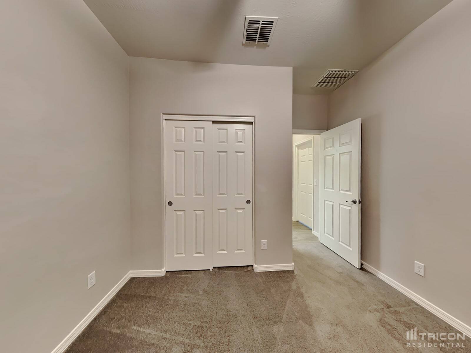 Building Photo - 4891 E Velasco St