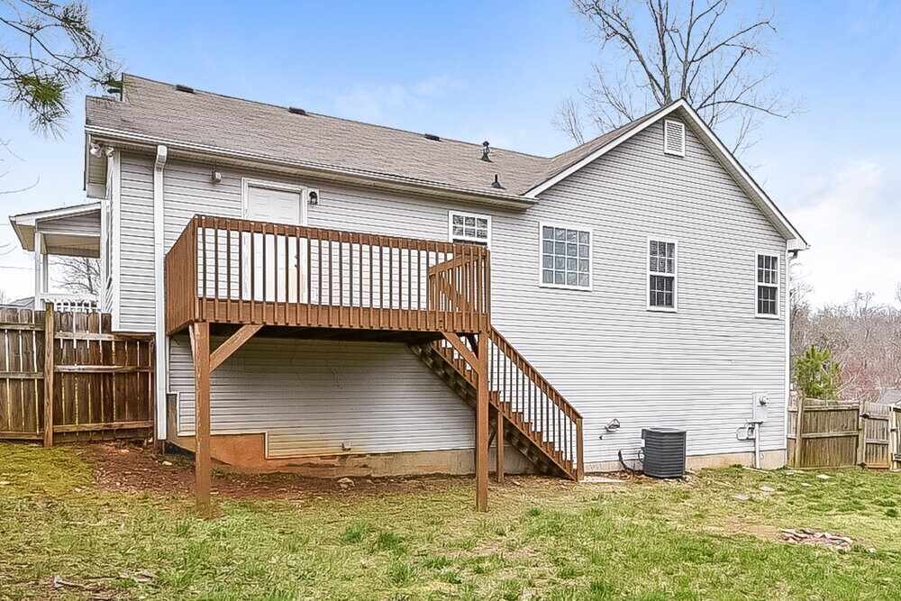 Building Photo - 265 Pine Needle Trail