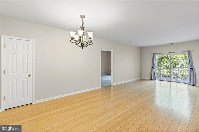 Building Photo - 224 Breeders Cup Dr