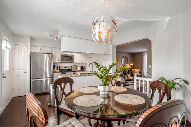 Building Photo - 677 Slate Hollow Ct