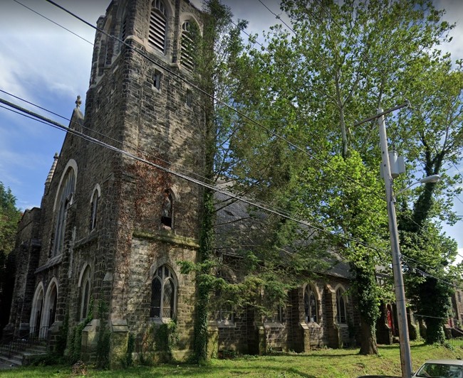Building Photo - 5250 Wayne Ave