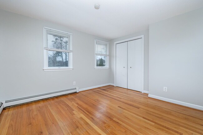 Building Photo - 29 Medford St