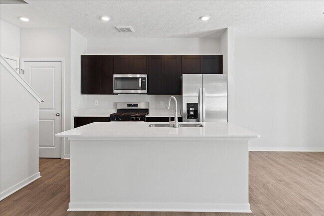 Building Photo - 1489 Jarry Ave