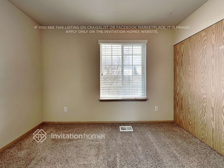 Building Photo - 17302 26th Ave E