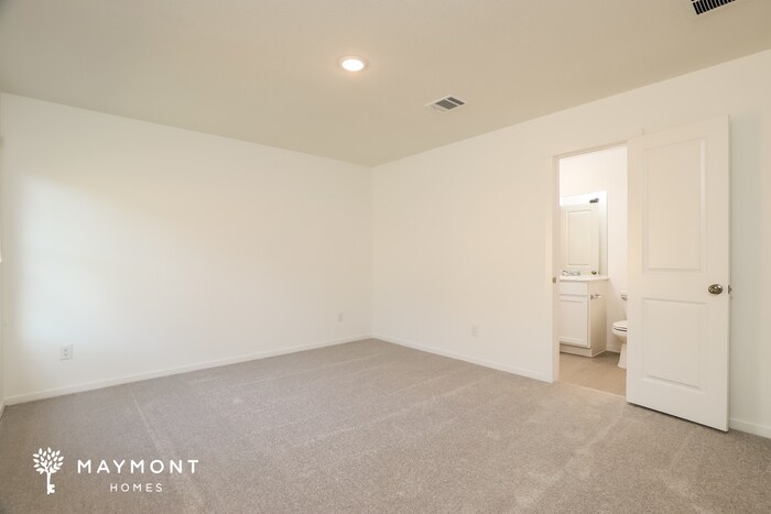 Building Photo - 14815 Warwick Shire