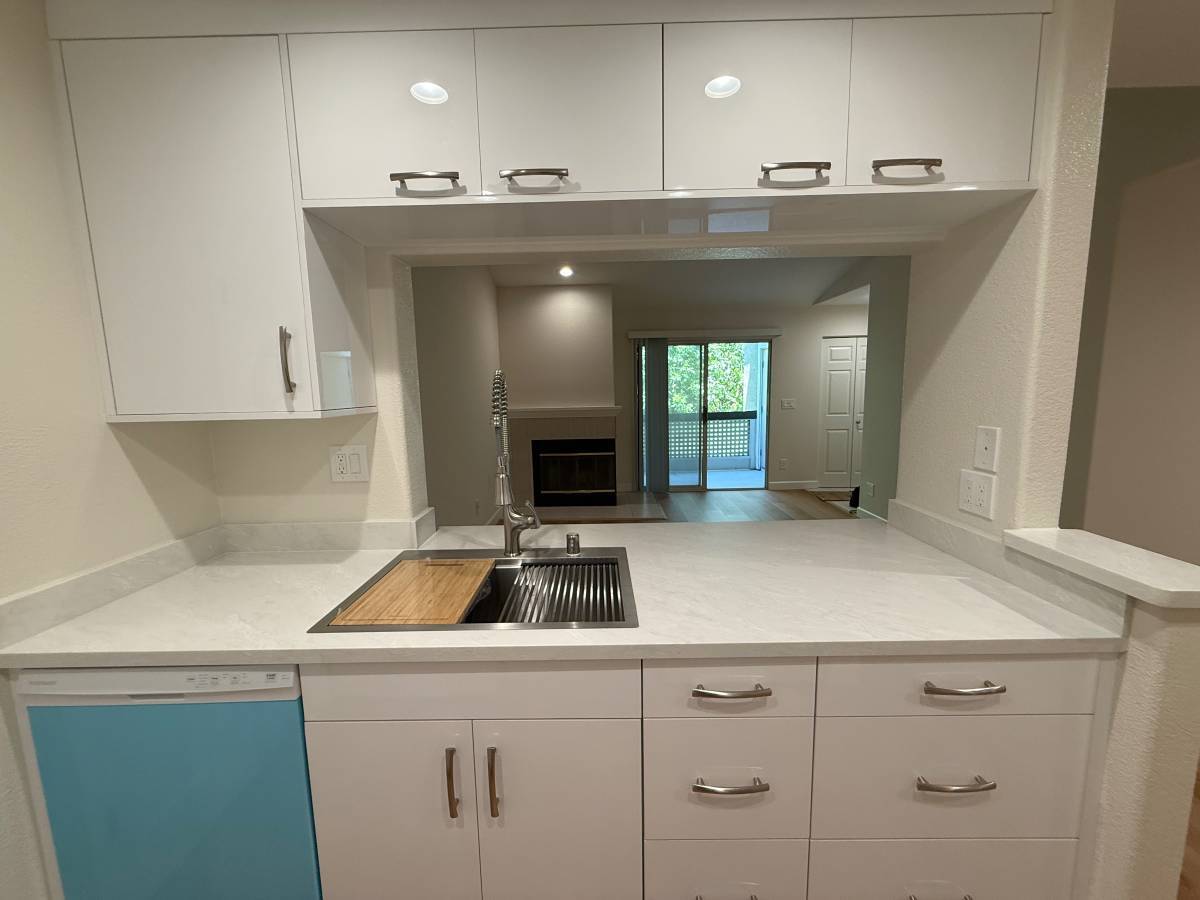 Building Photo - 5939 Eastman Lake Dr