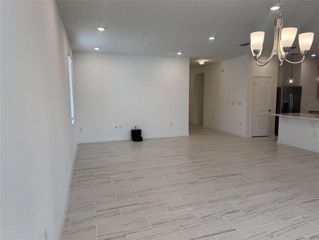 Building Photo - 279 Sunfish Dr
